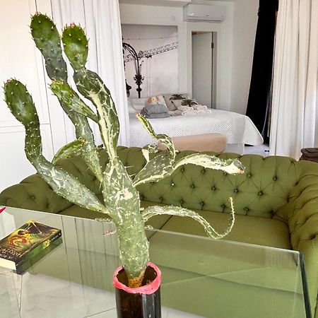 Sato Design Hotel (Adults Only) Чесме Екстериор снимка