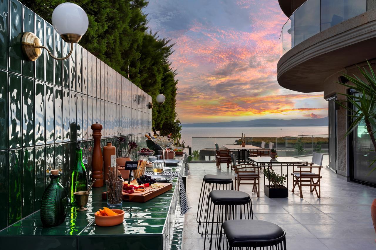 Sato Design Hotel (Adults Only) Чесме Екстериор снимка
